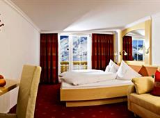 Hotel Alpenfriede 4*