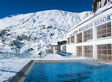 Hochfirst Alpen-Wellness Resort 4*