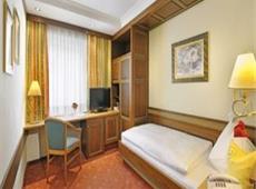 Hotel Alpina 4*