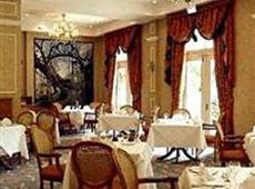 Coulsdon Manor 4*