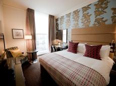 The Arch London 5*