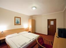 Lido Hotel Budapest 4*