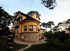 Ana Mandara Villas Dalat Resort & Spa 5*