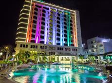 Holiday Beach Danang Hotel & Resort 4*