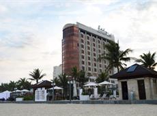 Holiday Beach Danang Hotel & Resort 4*