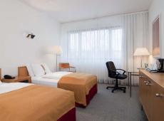 Holiday Inn Berlin City-West 4*