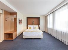 Quality Hotel Ambassador Hamburg 3*