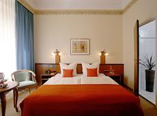 City Partner Hotel Adria 3*