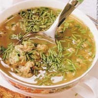 Суп из листьев редиски